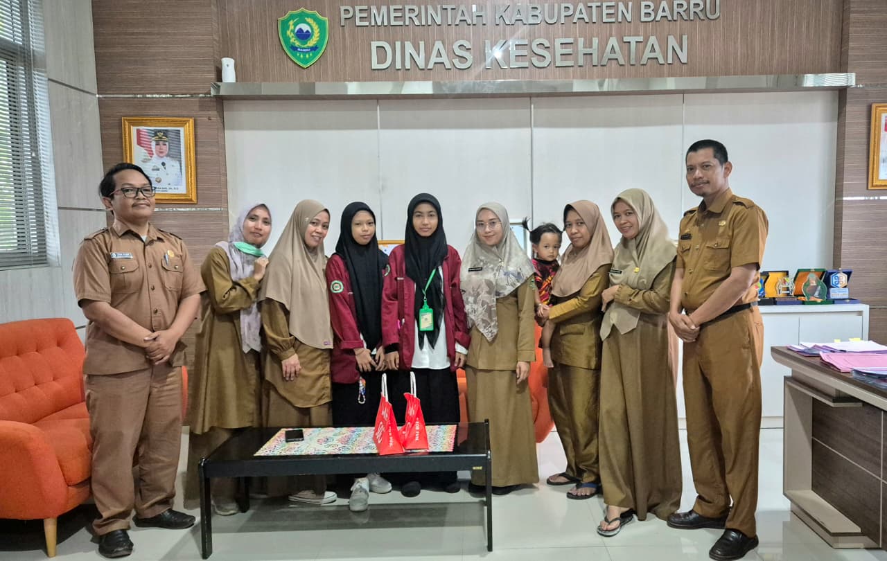 Usai 6 Bulan PKL, Dua Siswi TKJ SMK 4 Pertanian Barru Resmi Dilepas Dinkes